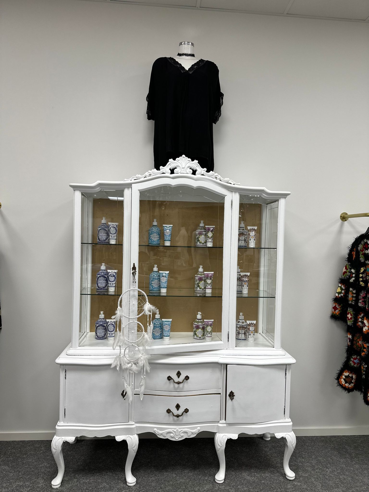 Gallery Picture